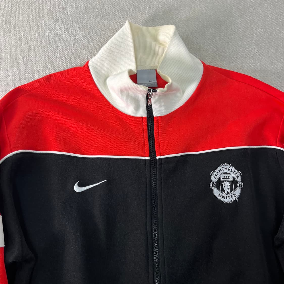 100 나이키 맨유 올드스쿨 트랙탑 져지  상품이미지2