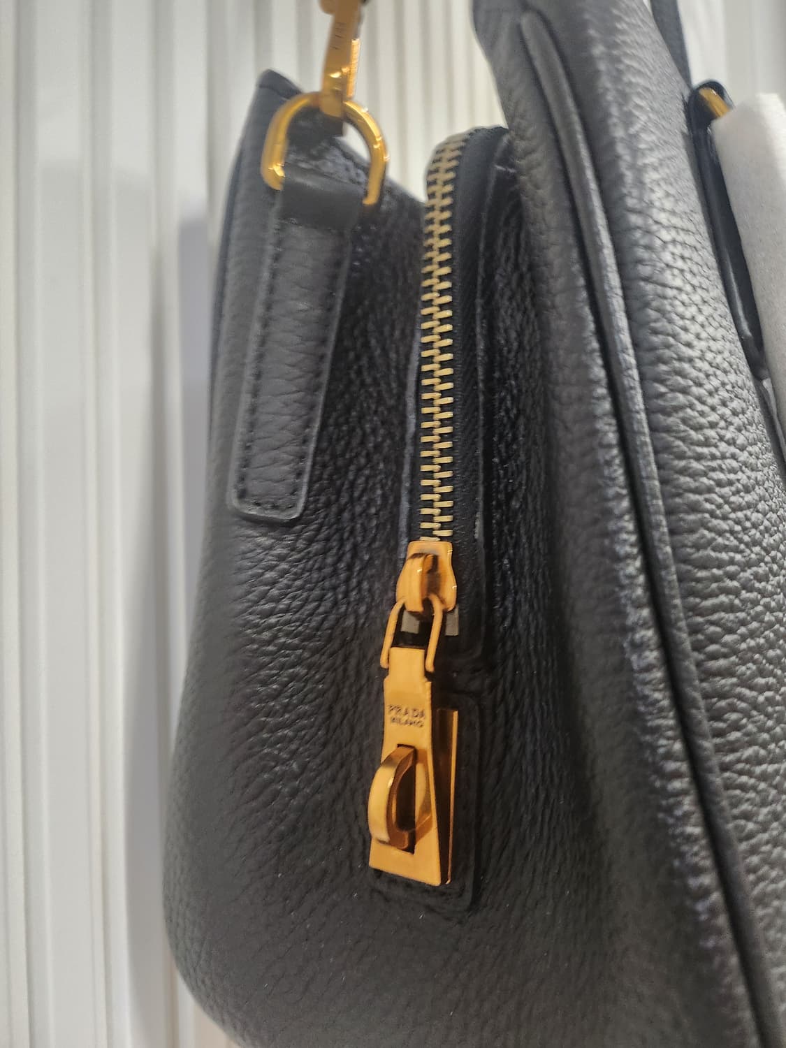 프라다 새상품 토트 크로스백 상품이미지3