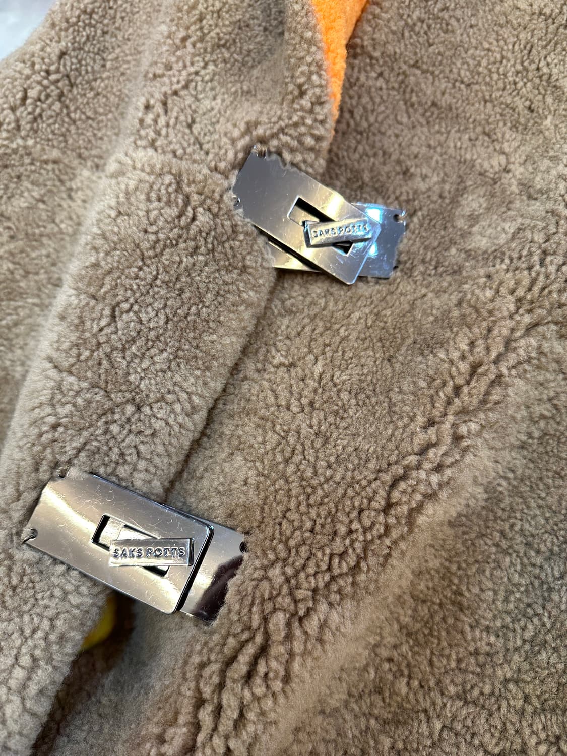 삭스 파츠 램스킨 시어링 롱 코트 1 고소영 코트 상품이미지4