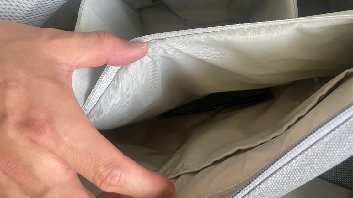 인케이스 Ari Marcopoulos 카메라 백 그레이 상품이미지1