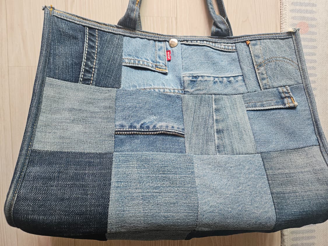 리바이스 업사이클링 데님 토트백 상품이미지3