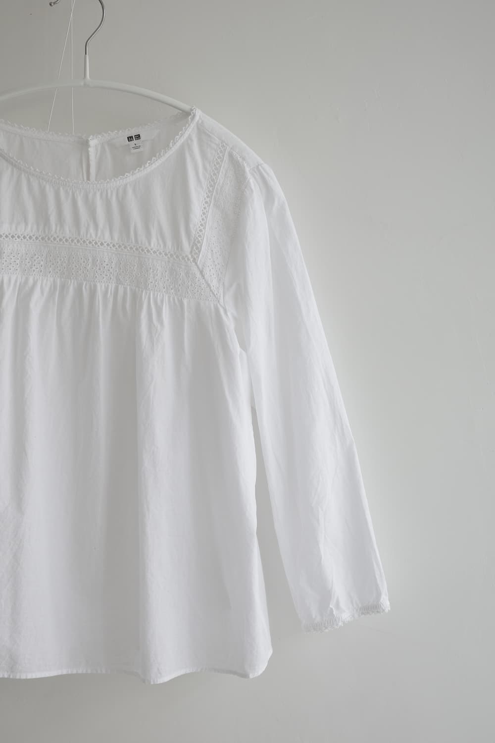 UNIQLO 화이트 레이스  코튼 블라우스 상품이미지4