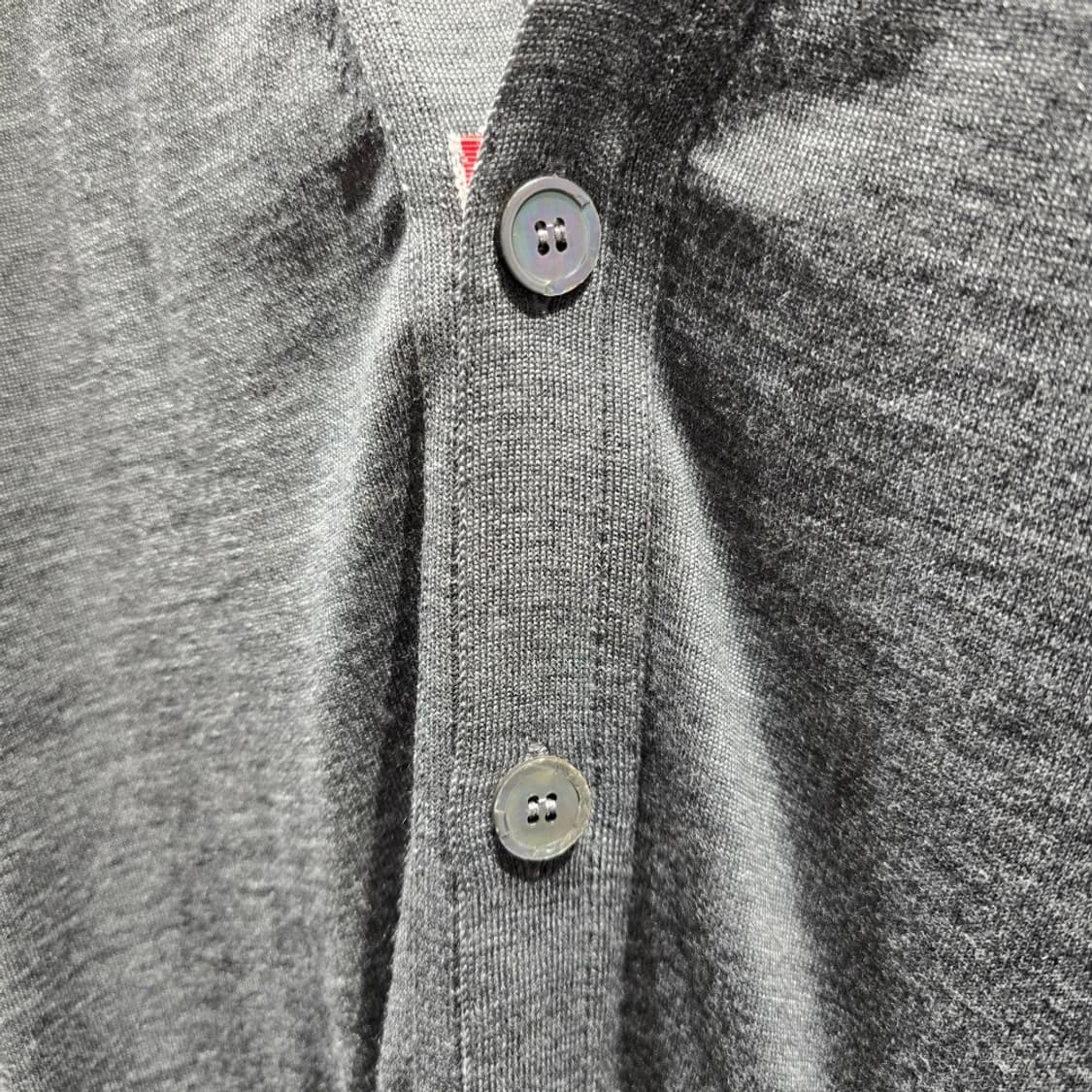 [중고/정품] 톰브라운 메리노울 사선 가디건 그레이 4 상품이미지4