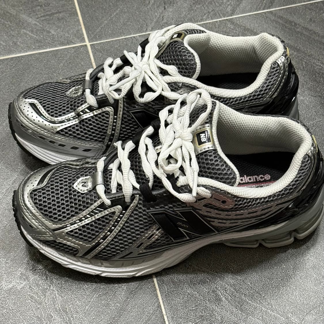 뉴발란스 1906R 상품이미지3