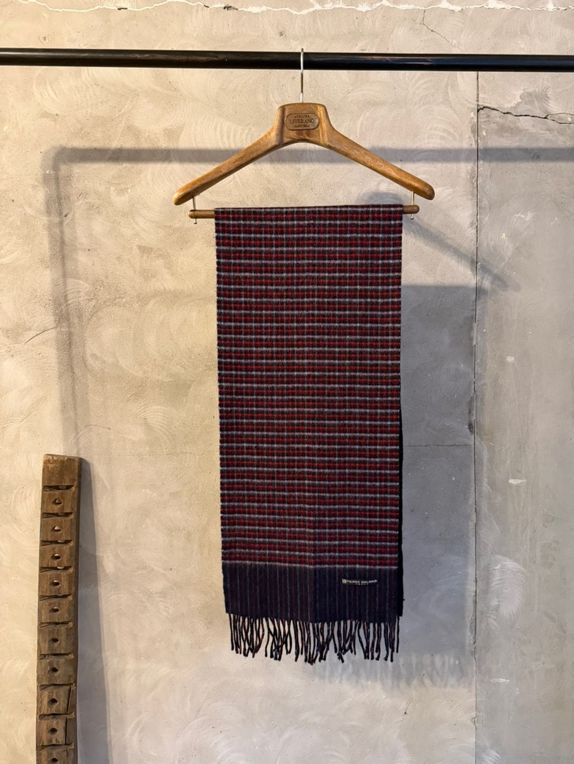 피에르 발망 투페이스 머플러 상품이미지4