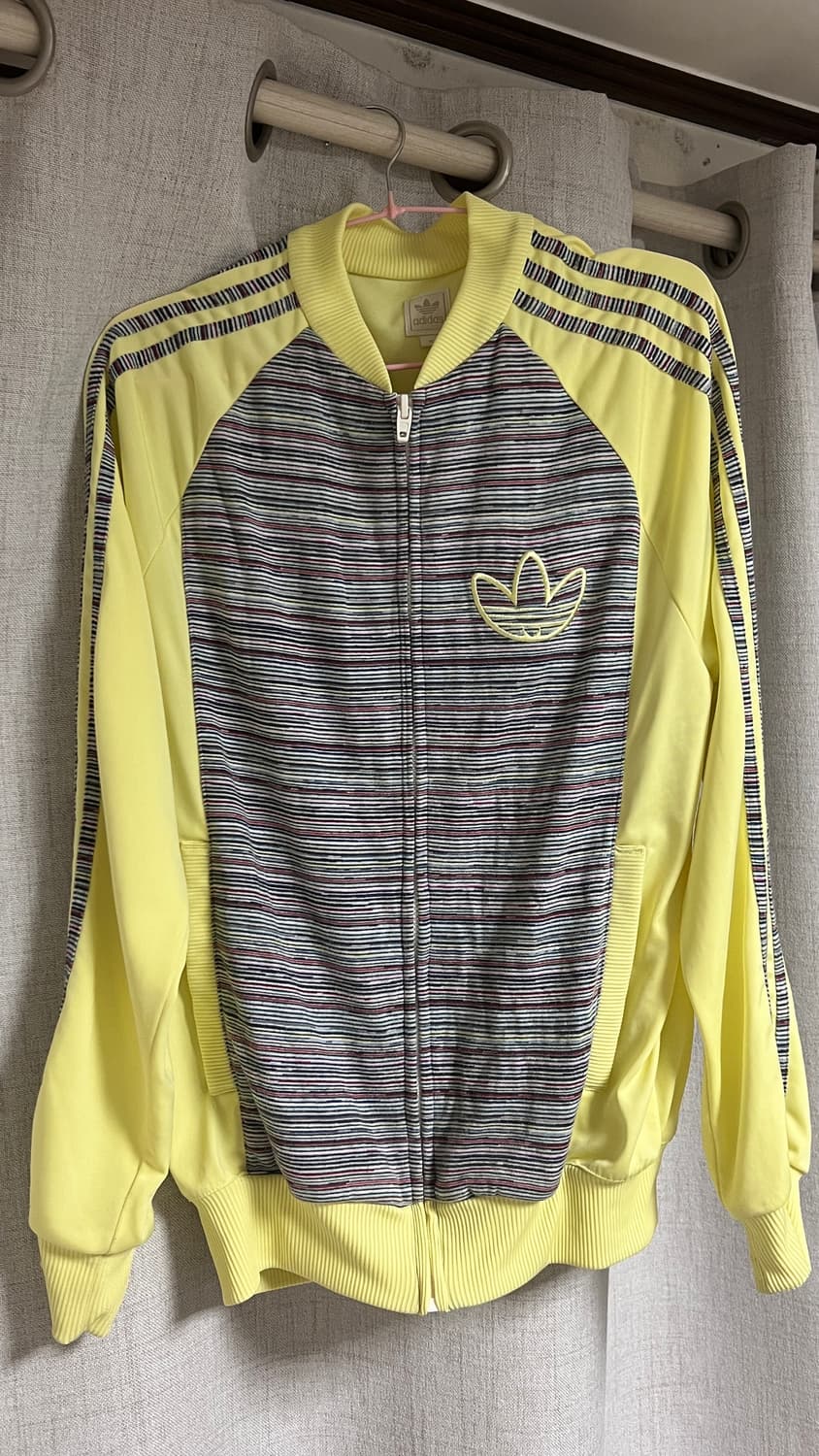 아디다스 희귀져지 노랑 상품이미지1