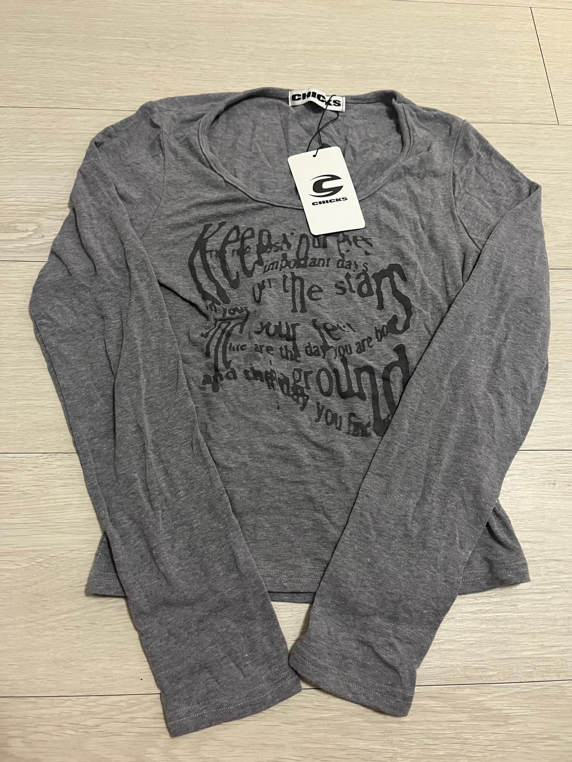 칙스 Keep your eyes 롱 슬리브 티셔츠 상품이미지1