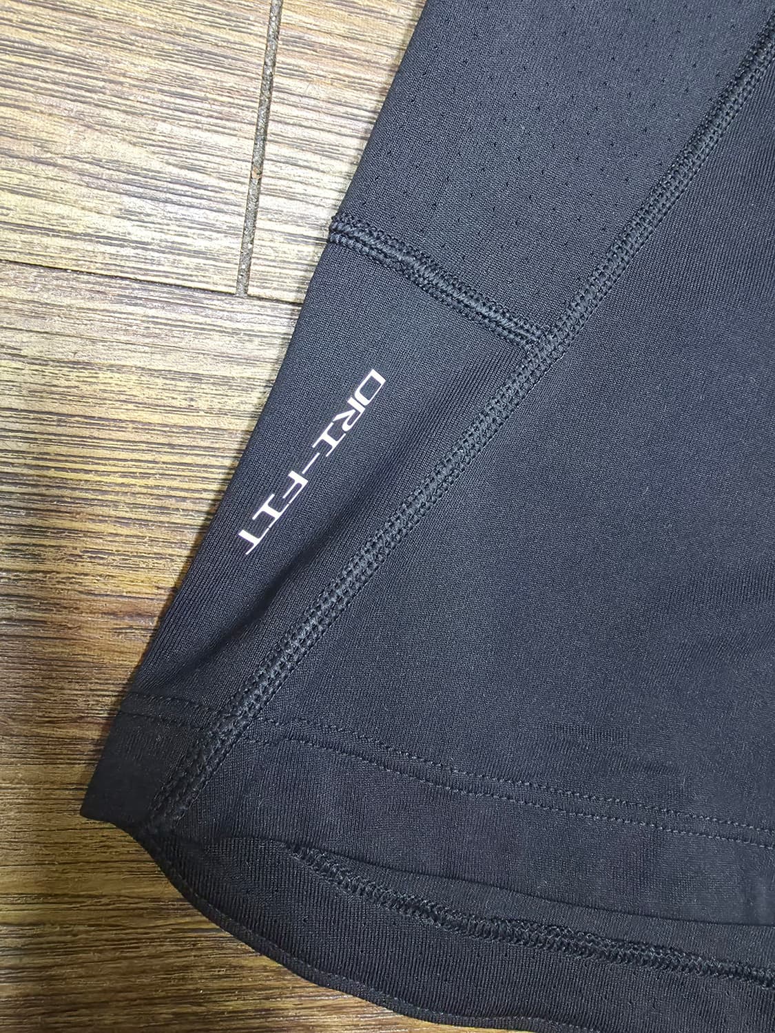 나이키프로 드라이핏 트레이닝탑  상품이미지4