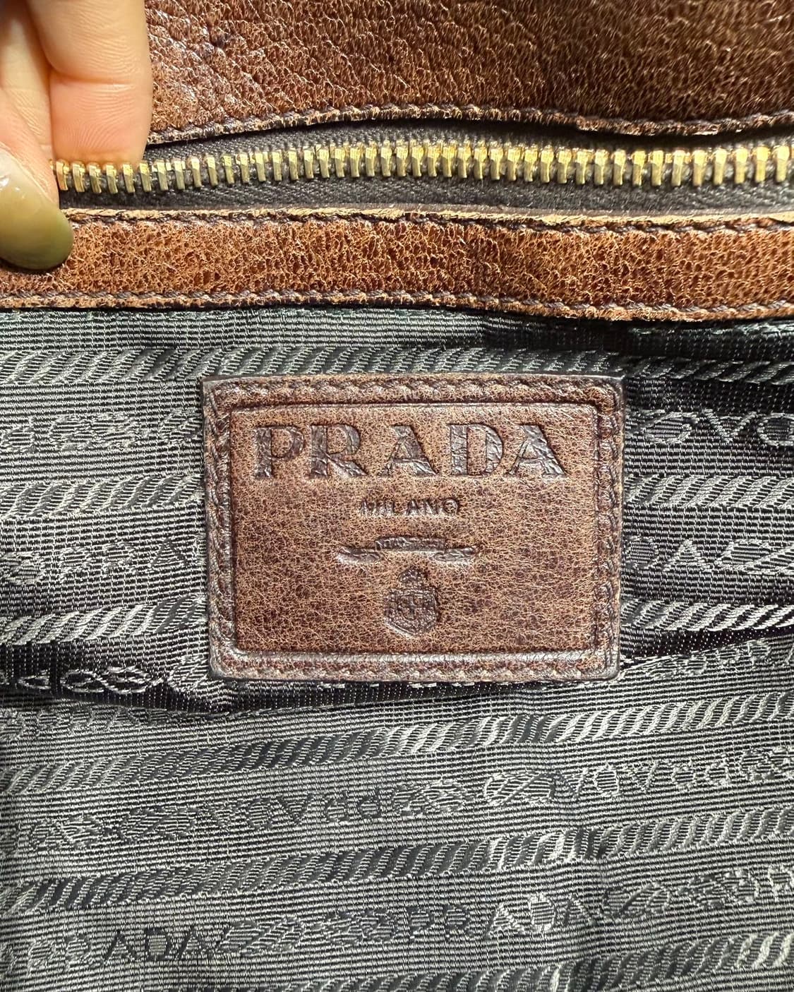 프라다 브라운 체르보 안티크 레더백  상품이미지8