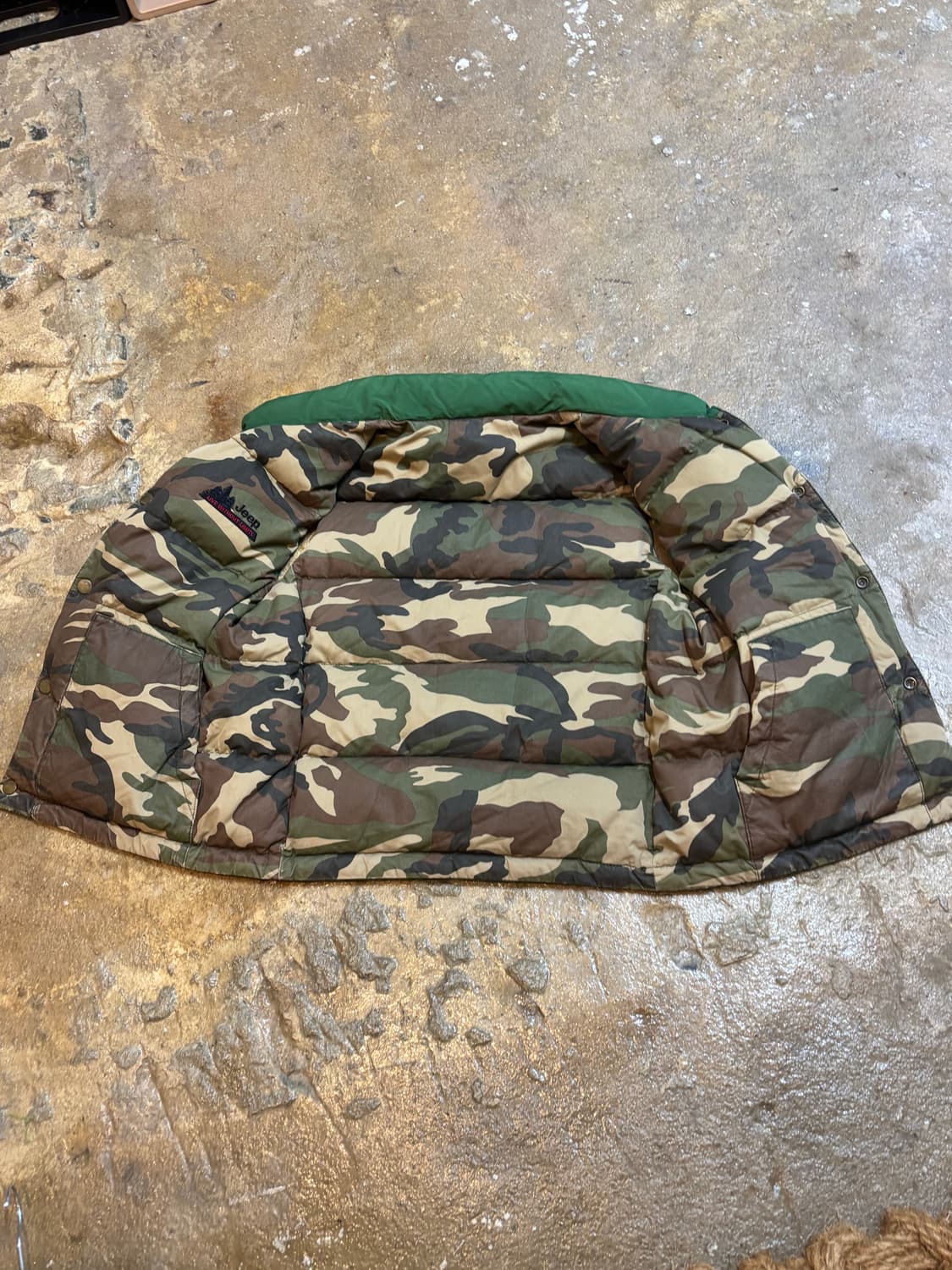 jeep 양면 패딩 조끼 상품이미지6