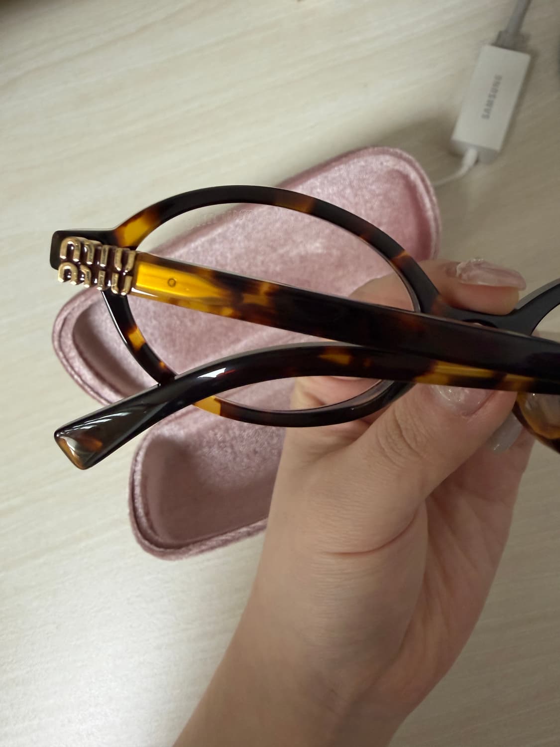 미우미우 리가드 선글라스 얼터너티브핏 상품이미지3