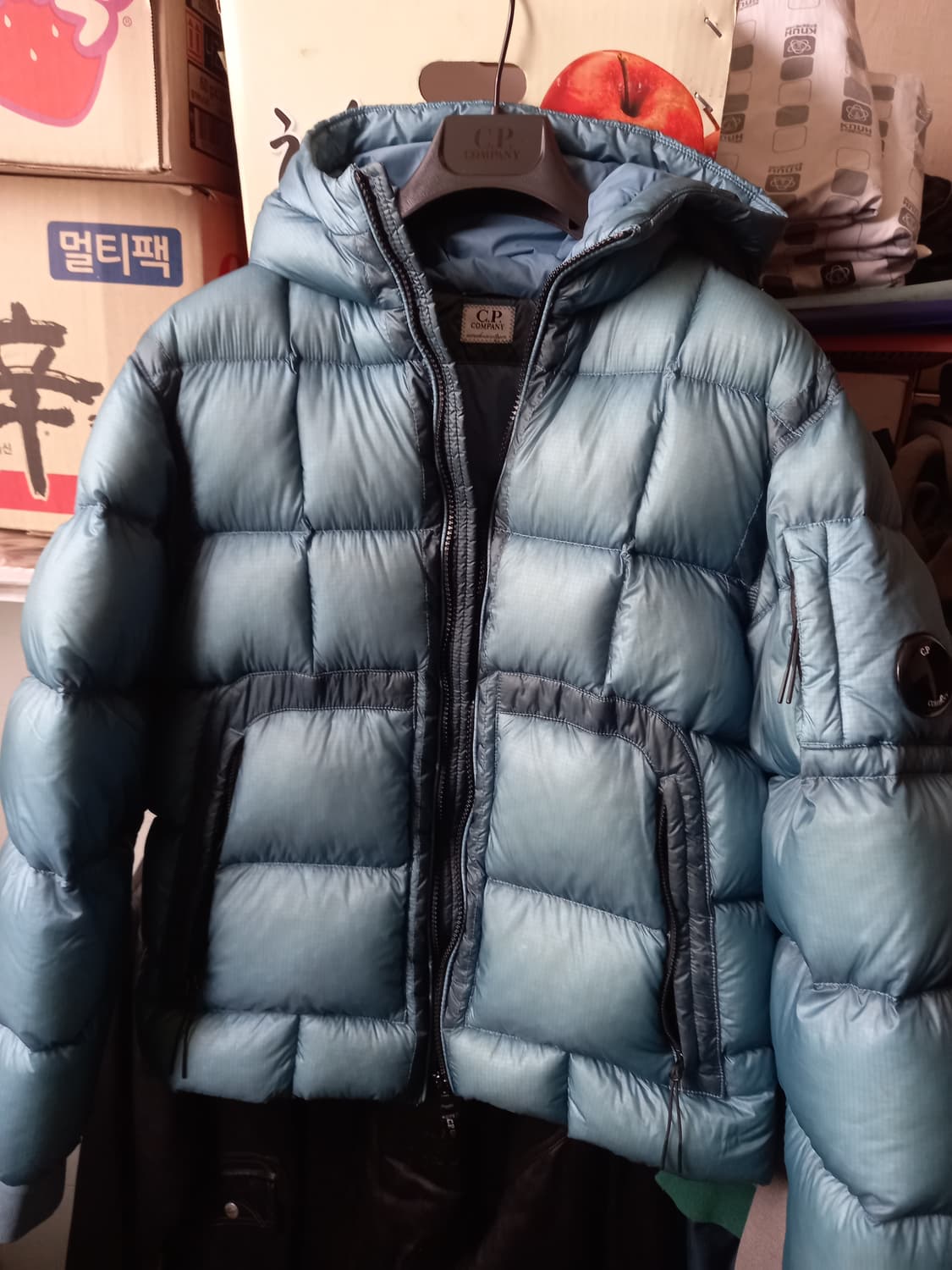 Cp컴퍼니dd쎌 초경량패딩 s 상품이미지1