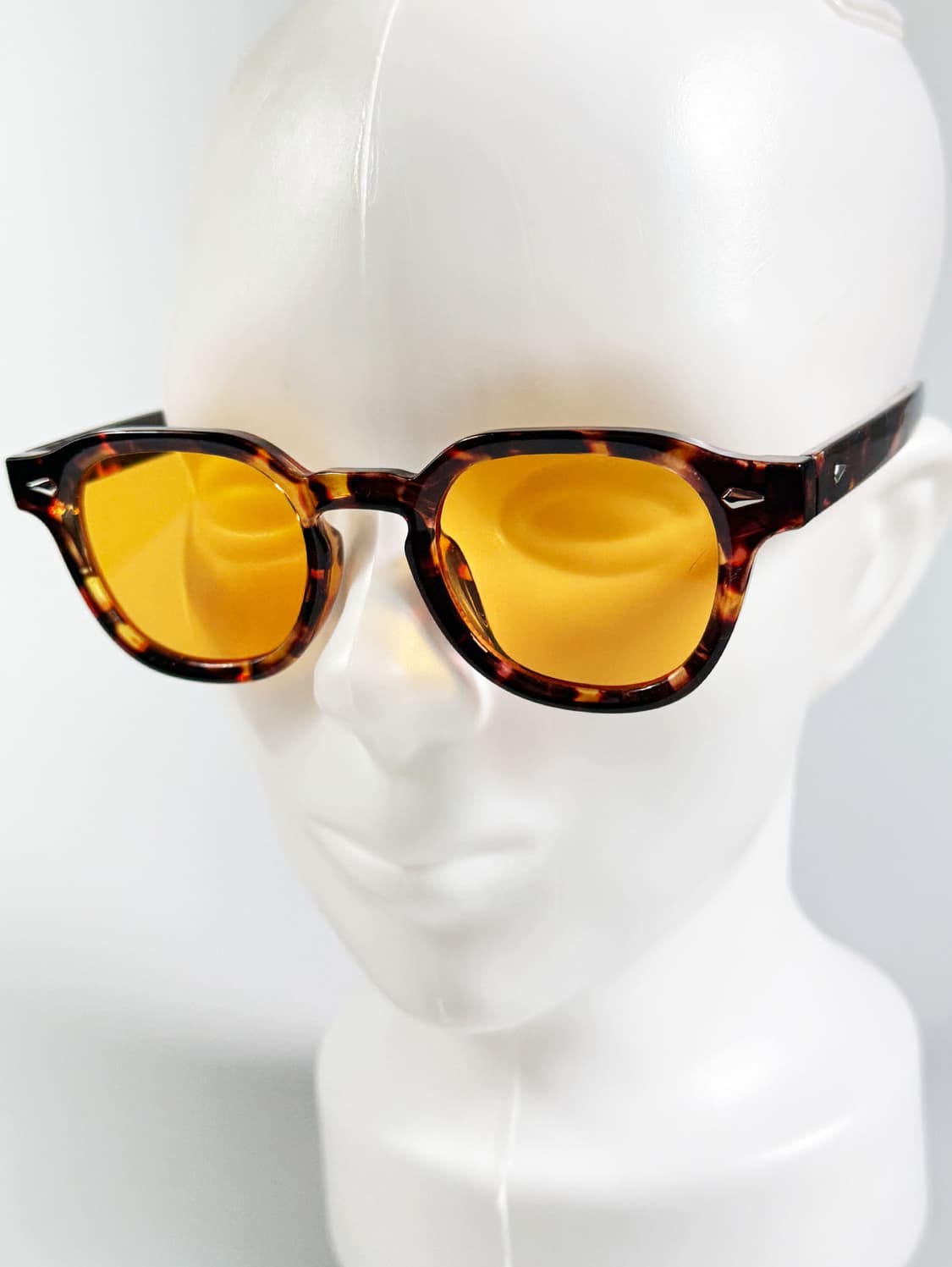 토터스쉘 볼드 스퀘어 프레임 빈티지 틴트 선글라스 상품이미지8