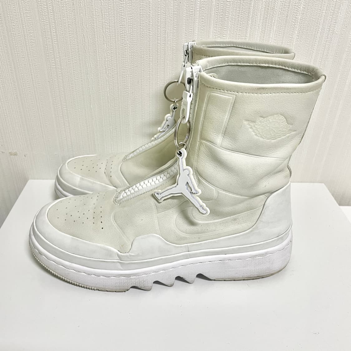 [uk4] 조던1 제스터xx 하이 오프화이트 가죽부츠 + 신발 파우치 상품이미지3