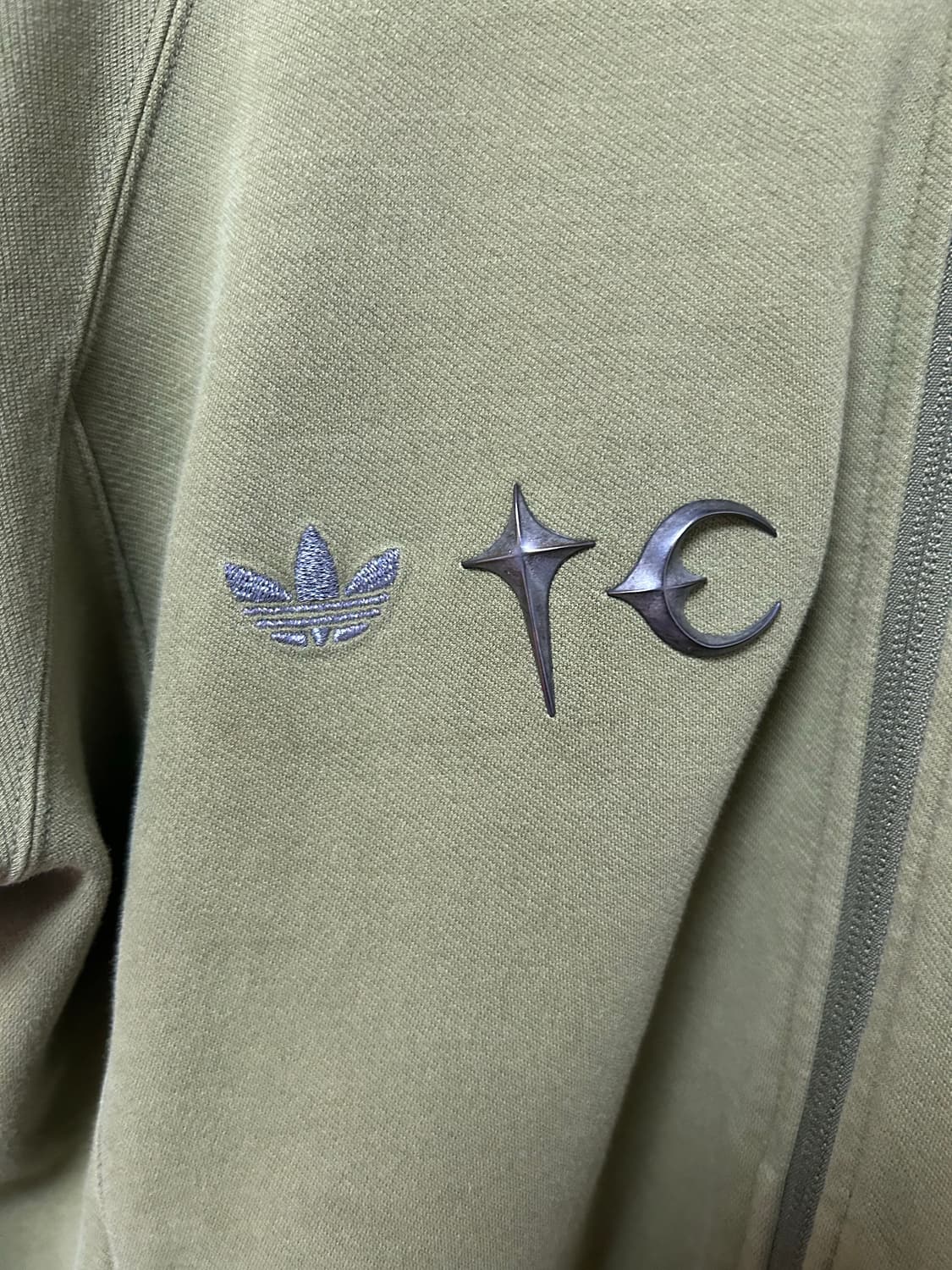 아디다스 떠그클럽 트랙탑 상품이미지3