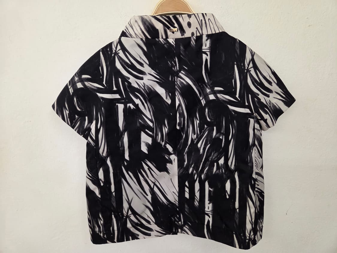 HERNO 블랙 화이트 패턴 반팔 쟈켓 상품이미지7