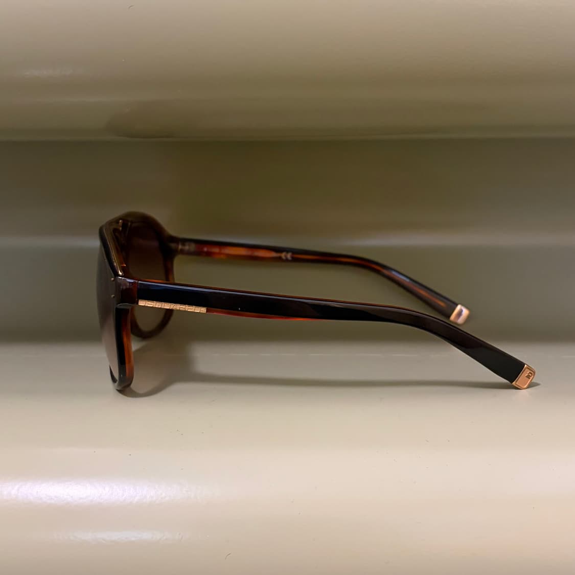 디스퀘어드2 DQ 0005 보잉 선글라스 (골드 프레임) 상품이미지2