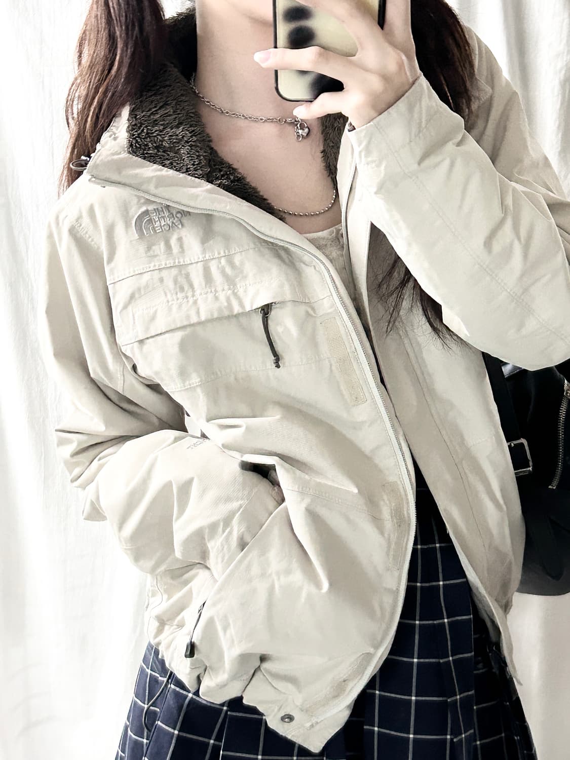 노스페이스 베이지 하이벤트 바람막이 상품이미지1