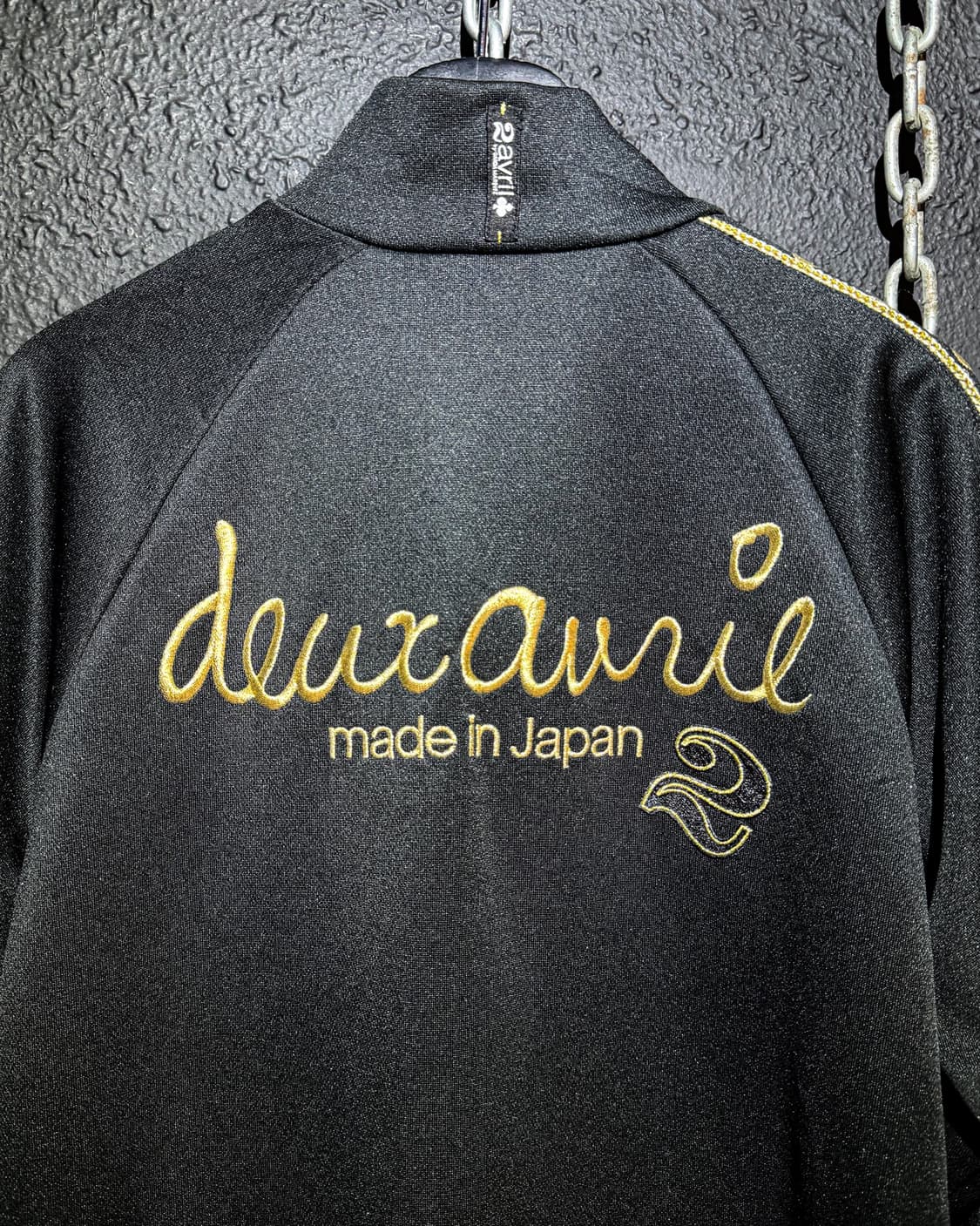 Deux Avril – Black × Gold Track Jersey 상품이미지7