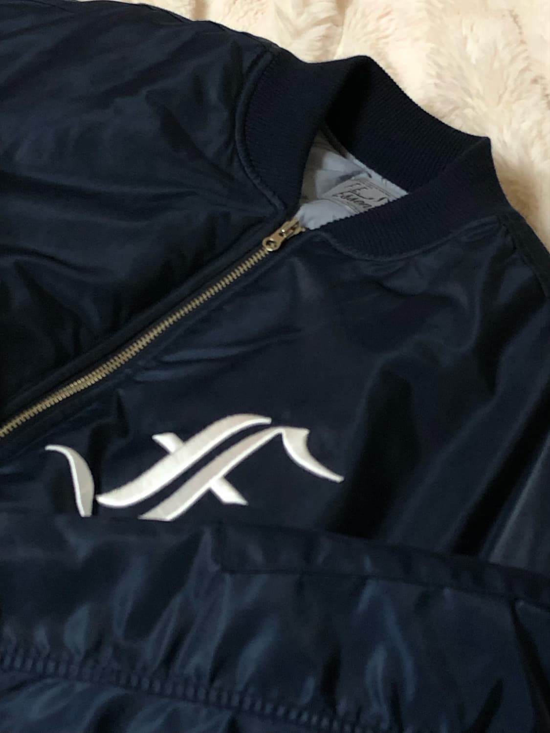 샵페어리 패치 봄버 패디드 자켓 네이비 상품이미지2