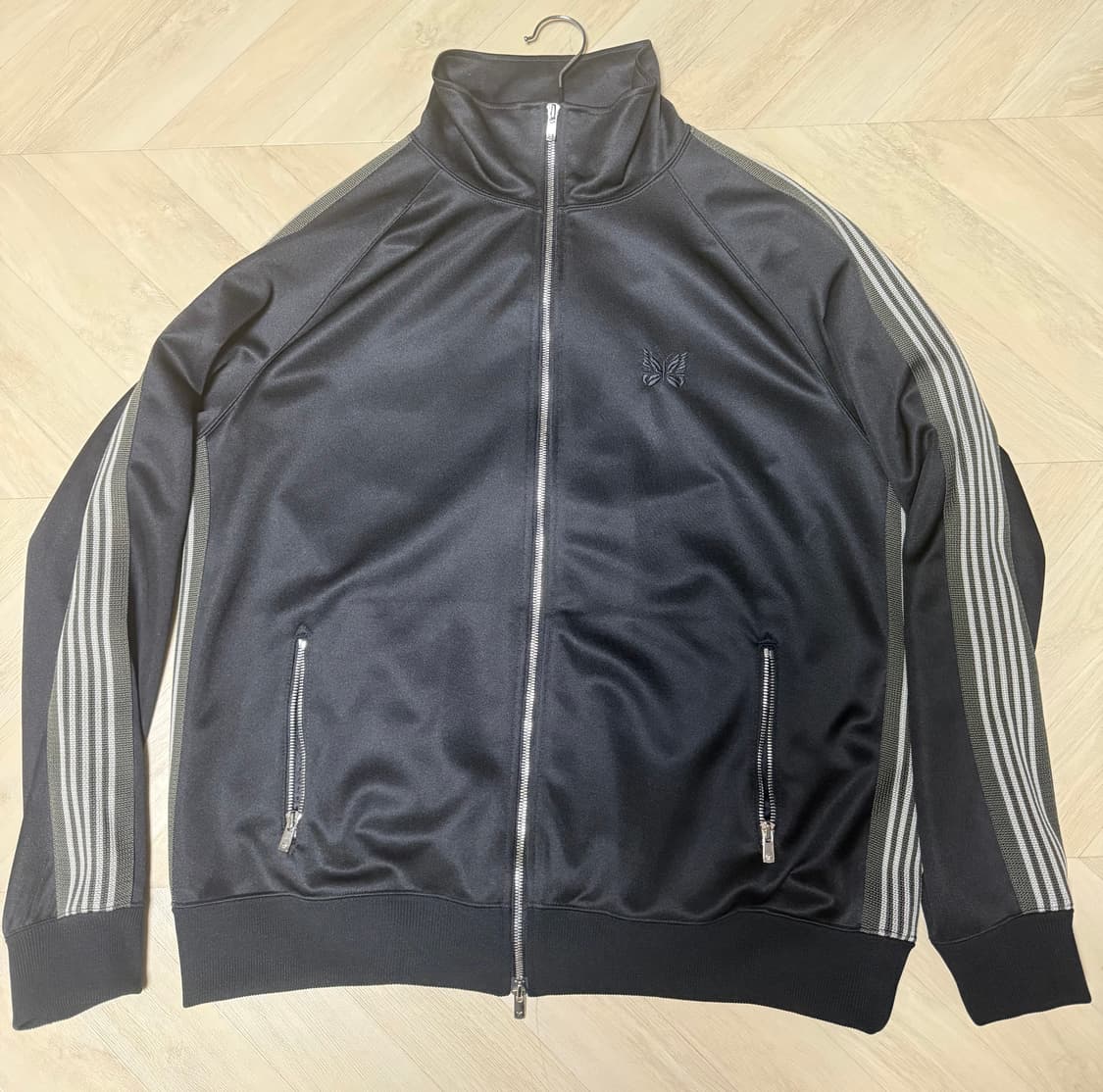 니들스 누비안 트랙자켓 XL 상품이미지1