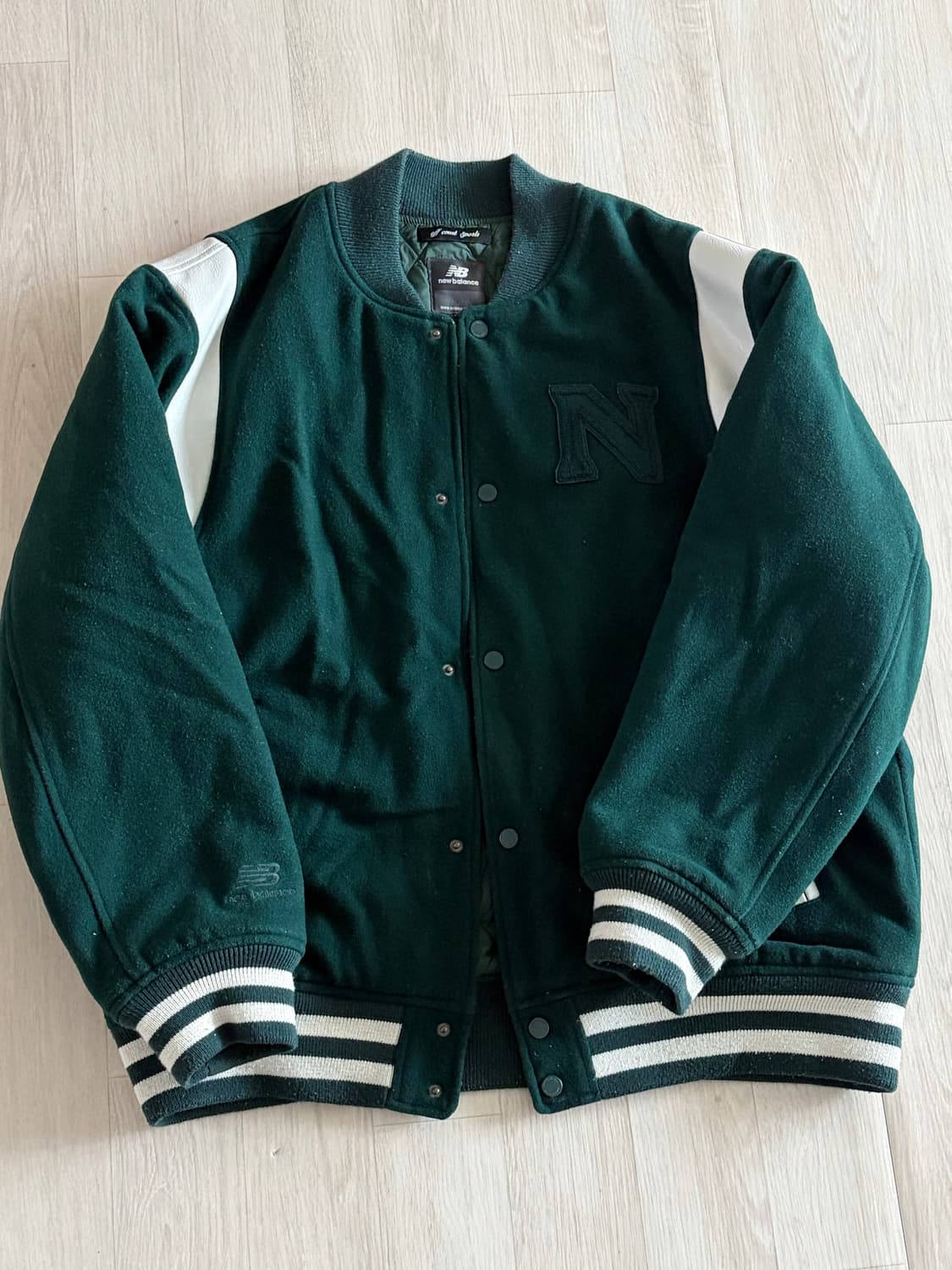 뉴발란스 바시티자켓 상품이미지1