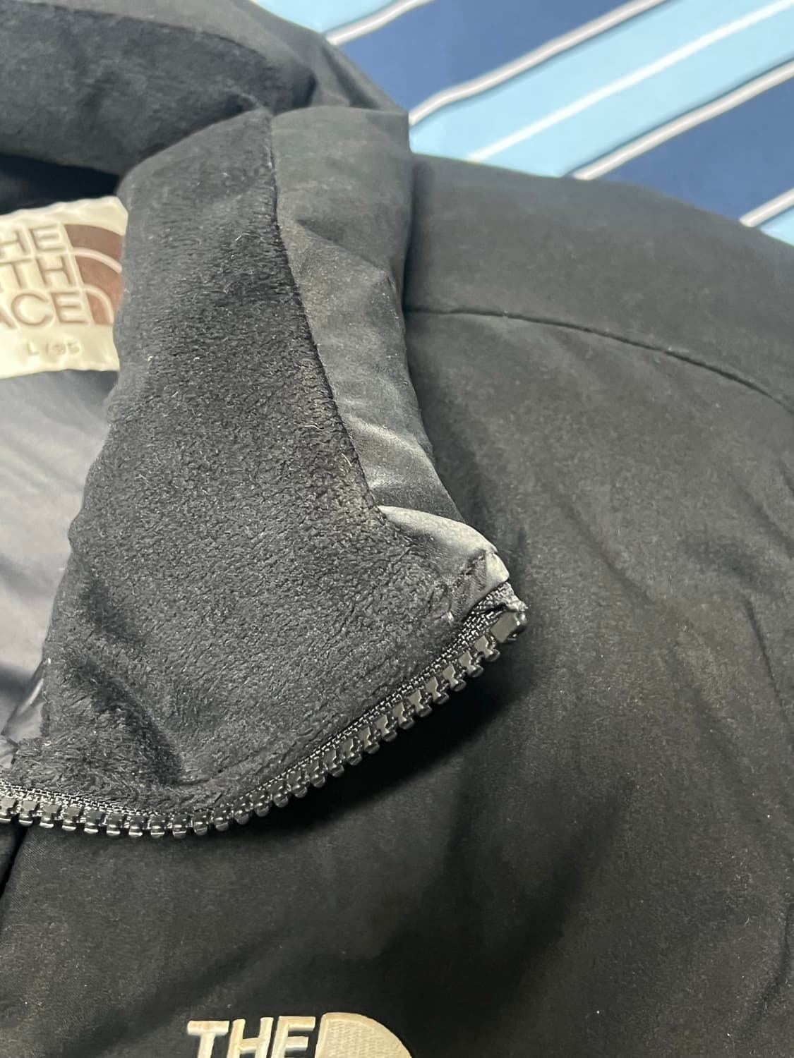 노스페이스 화이트 라벨 노벨티 눕시 다운 자켓 블랙 상품이미지8