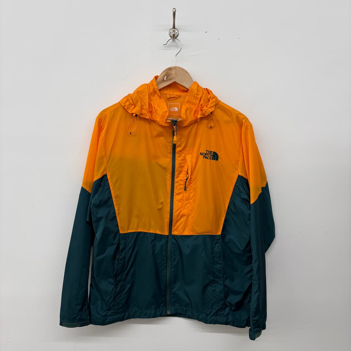 노스페이스 바람막이 후드 자켓 남L 상품이미지1