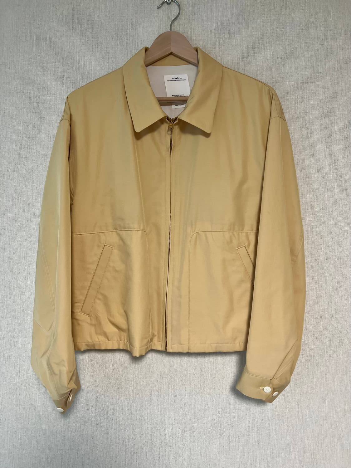 비즈빔 25ss somer swing top gold 상품이미지1