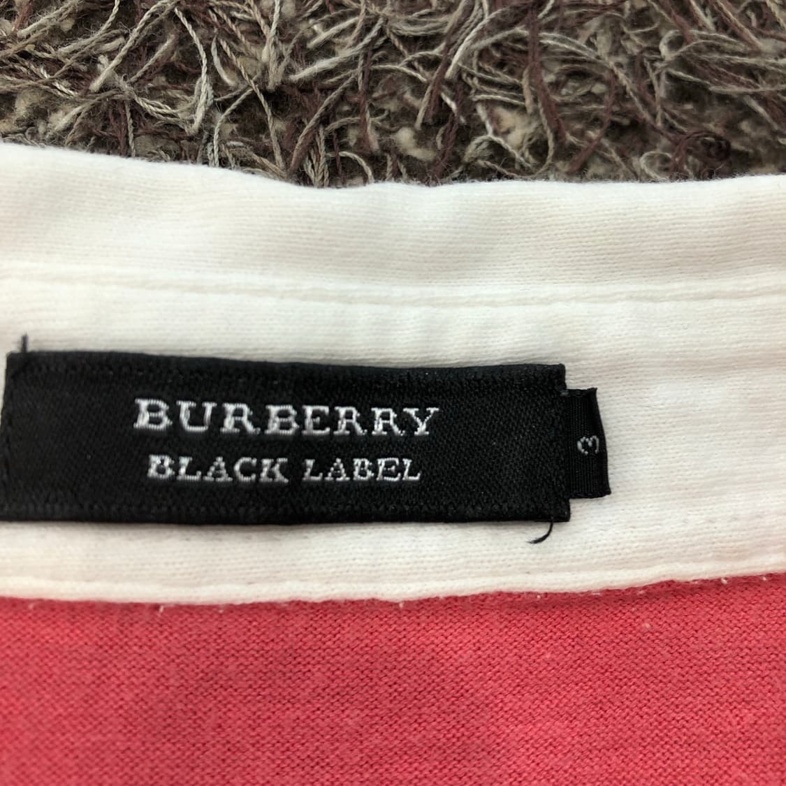 버버리 블랙라벨 핑크 스트라이프 카라 반팔 티셔츠 상품이미지4