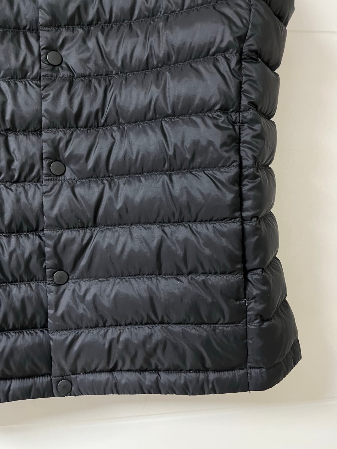 유니클로 경량 패딩 조끼 상품이미지6