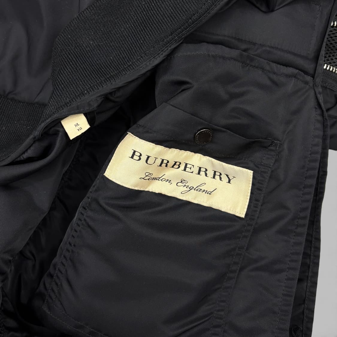 버버리 MA-1 플라이트 자켓 상품이미지9