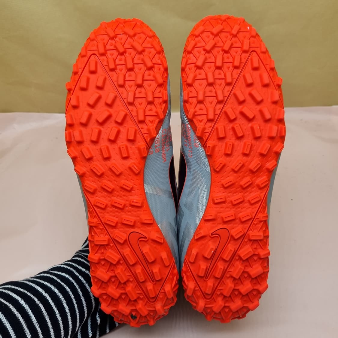 나이키 머큐리얼 슈퍼플라이 풋살화 280 상품이미지3