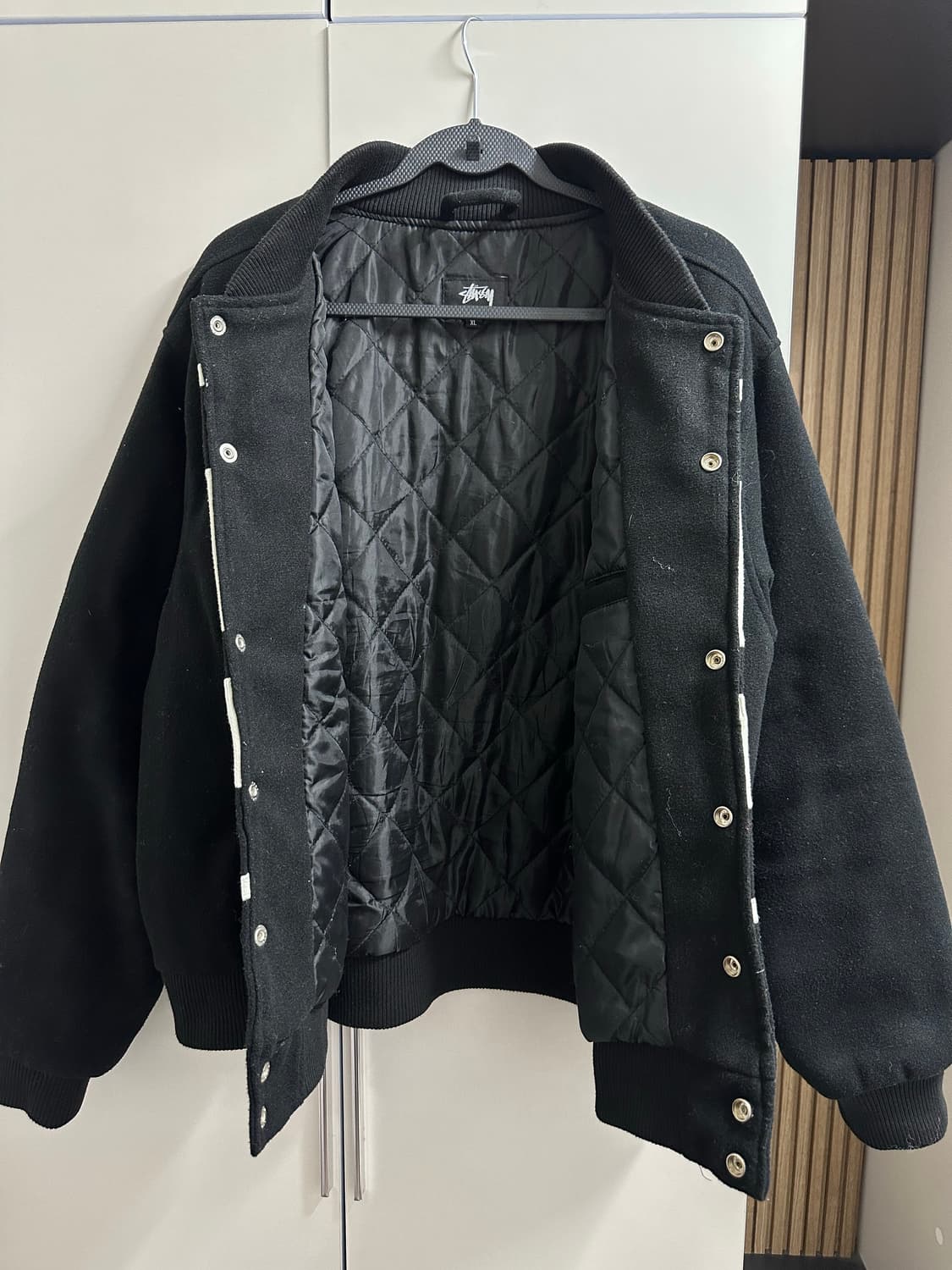 스투시 블랙 바시티 자켓 XL 상품이미지2