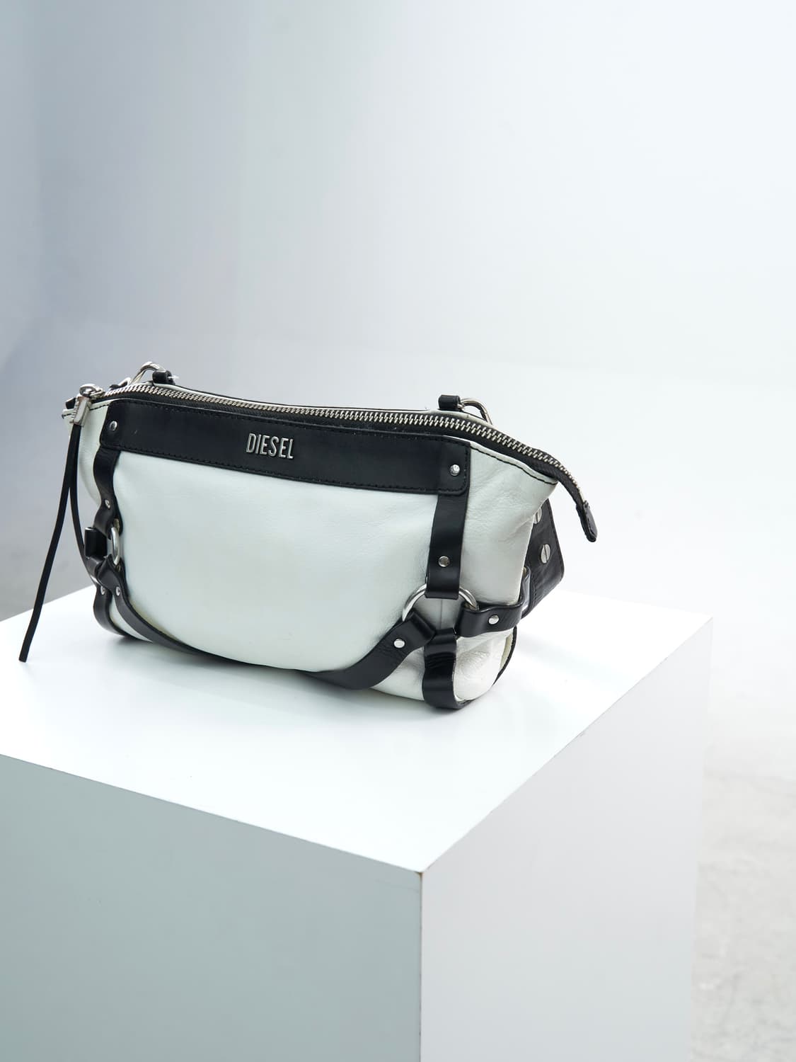 DIESEL harness shoulder & cross bag 상품이미지5