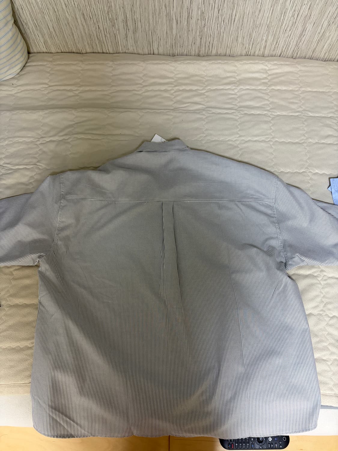 [데일리룸 X 로템버] 시즈 오디너리 크롭 스트라이프 하프 셔츠 XL 상품이미지2