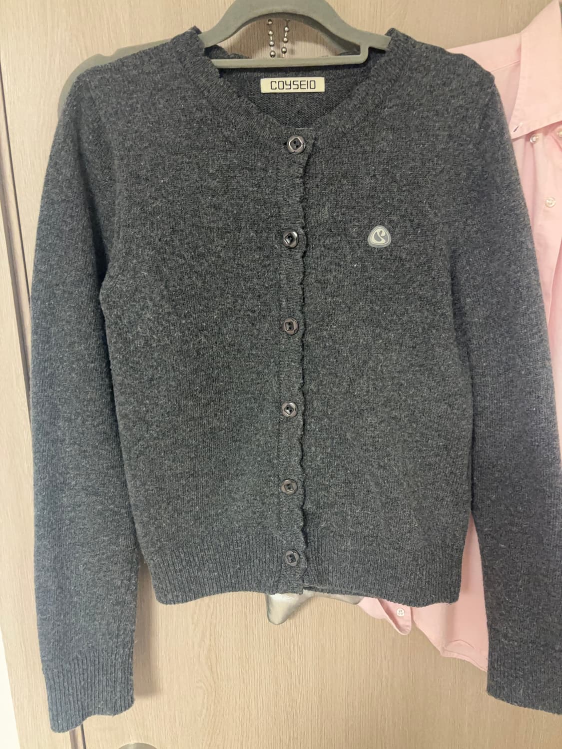 코이세이오 플라워 버튼 가디건 그레이 상품이미지4