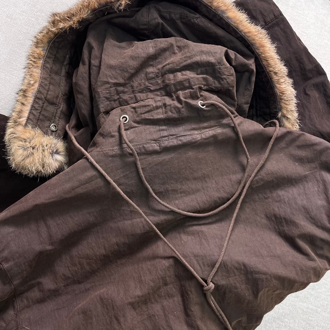 100 CP컴퍼니 왁스드 신슐레이트 고글 야상 파카 상품이미지7