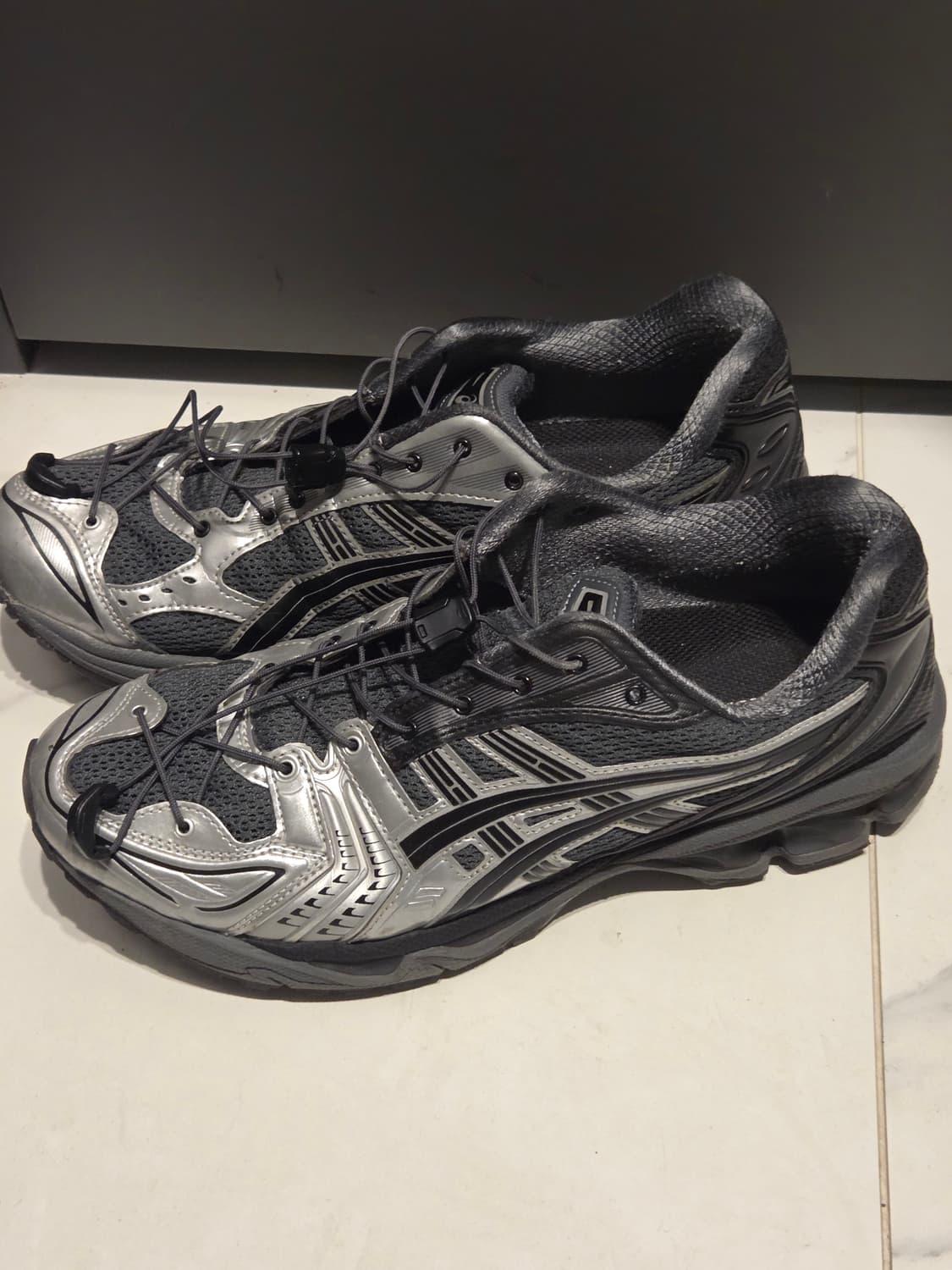 아식스 x 언어펙티드 젤 카야노 14 실버 문 270 상품이미지3