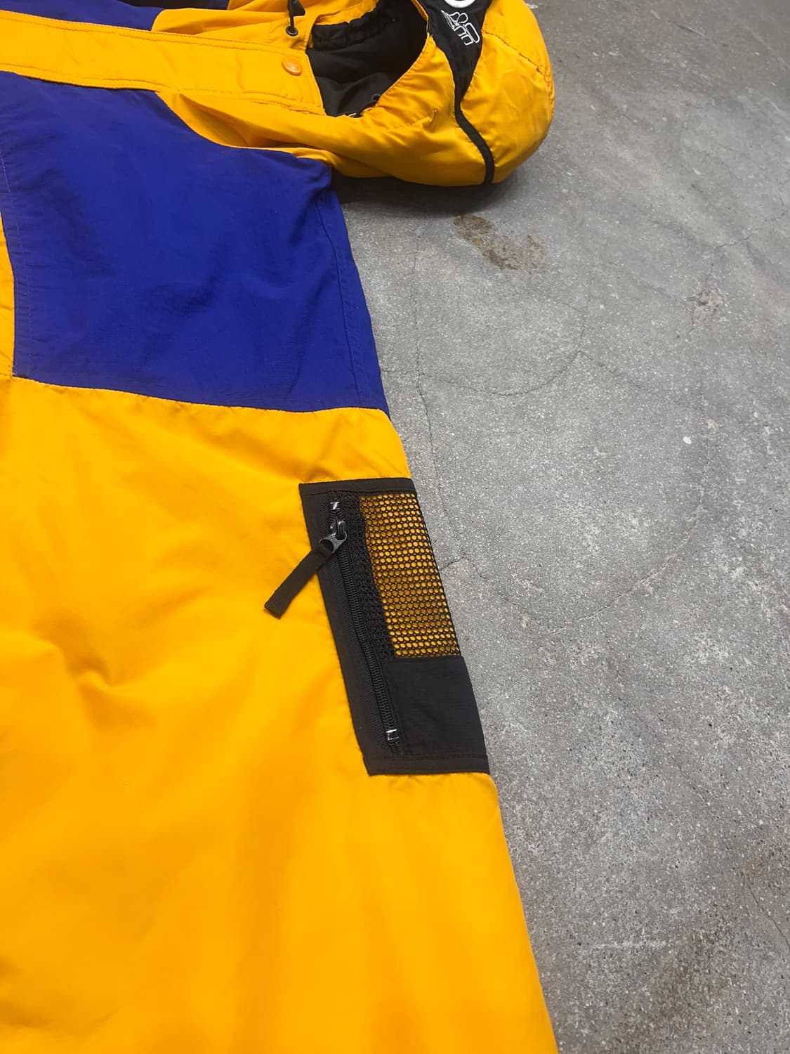 90‘s 콜롬비아 스포츠웨어 바람막이 아우터  상품이미지5