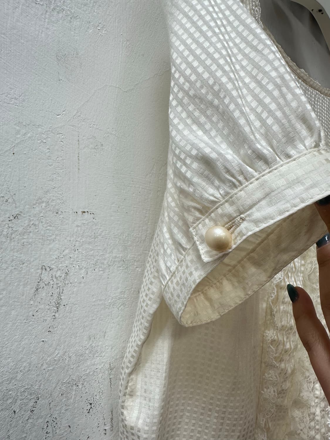 일본빈티지 Layla Rose 레이스 트리밍 핀턱 디테일 리본 블라우스 상품이미지4