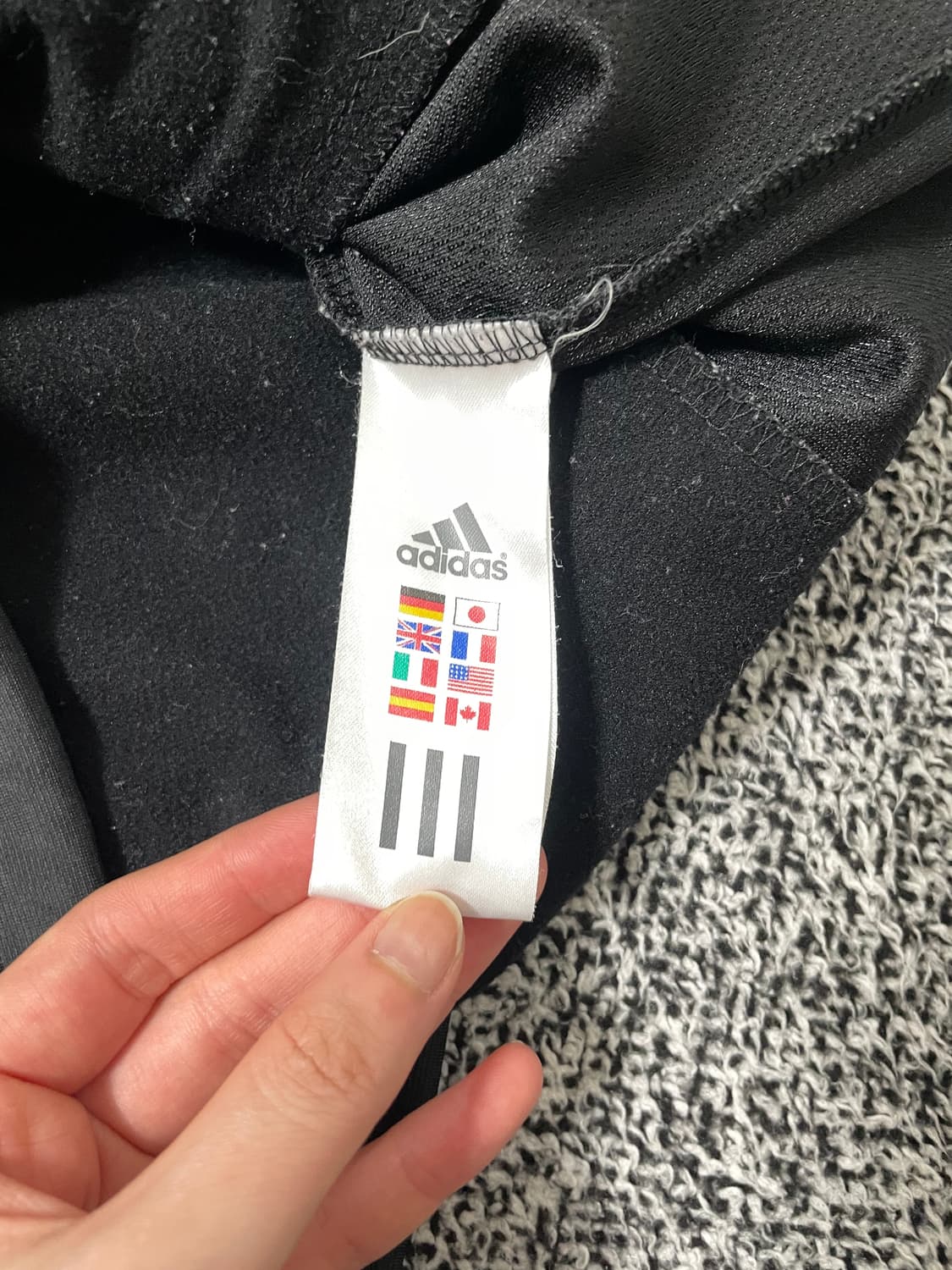 빈티지9. 아디다스 올드스쿨 삼선 원단 배색 검골 져지 자켓 상품이미지4