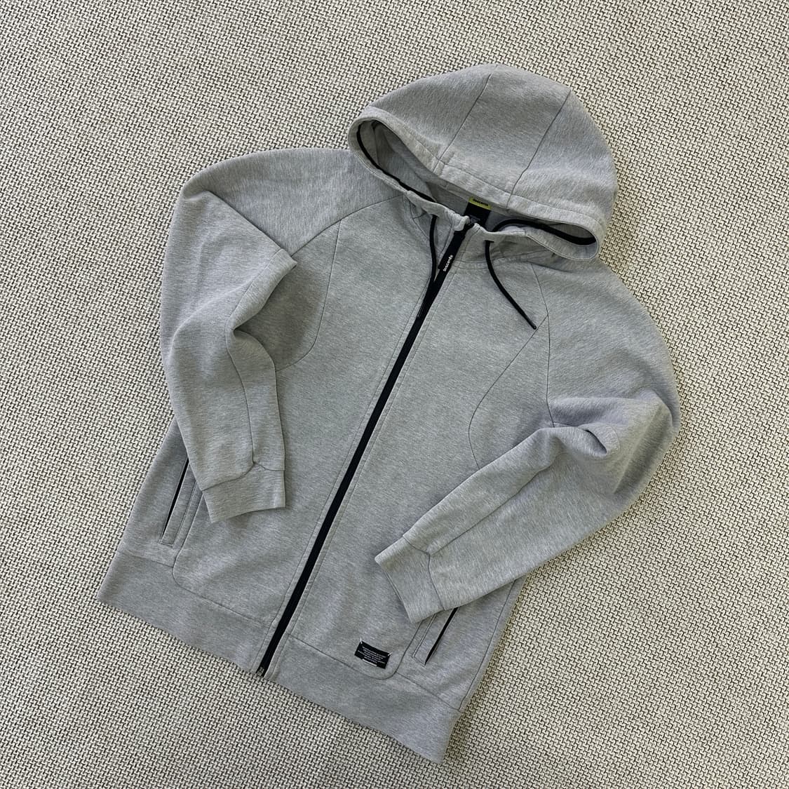 100 데상트 그레이 후드집업 자켓 0424D 상품이미지1