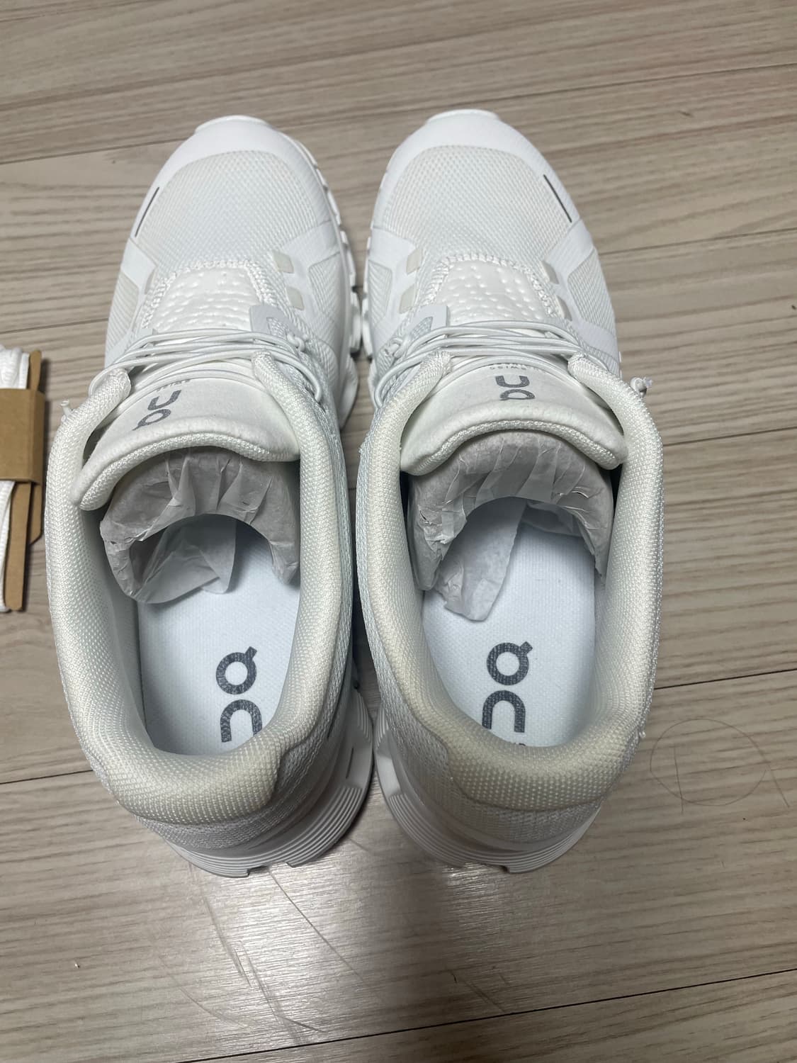 On Cloud 5 올화이트 260 새상품 상품이미지4