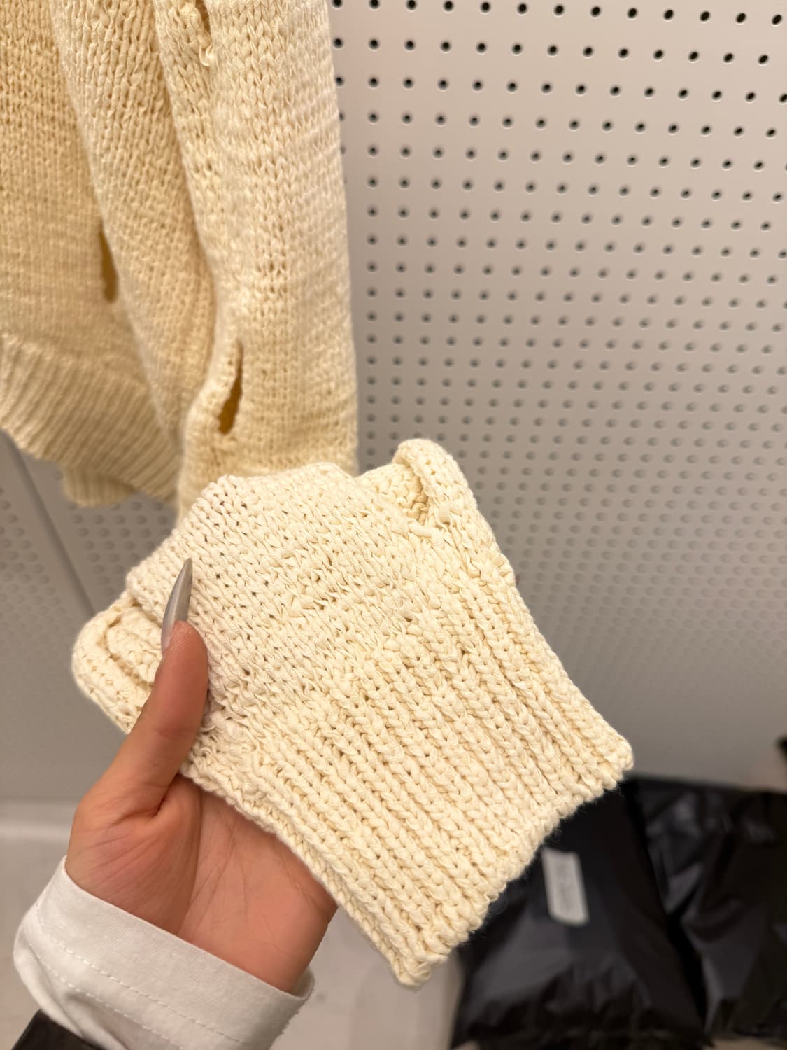 더오픈프로덕트 디스트로이드 컷아웃 니트 U976 상품이미지4