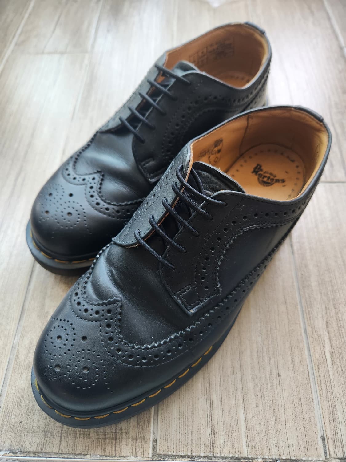 닥터마틴 윙팁 브로그 슈즈 (260) 상품이미지1