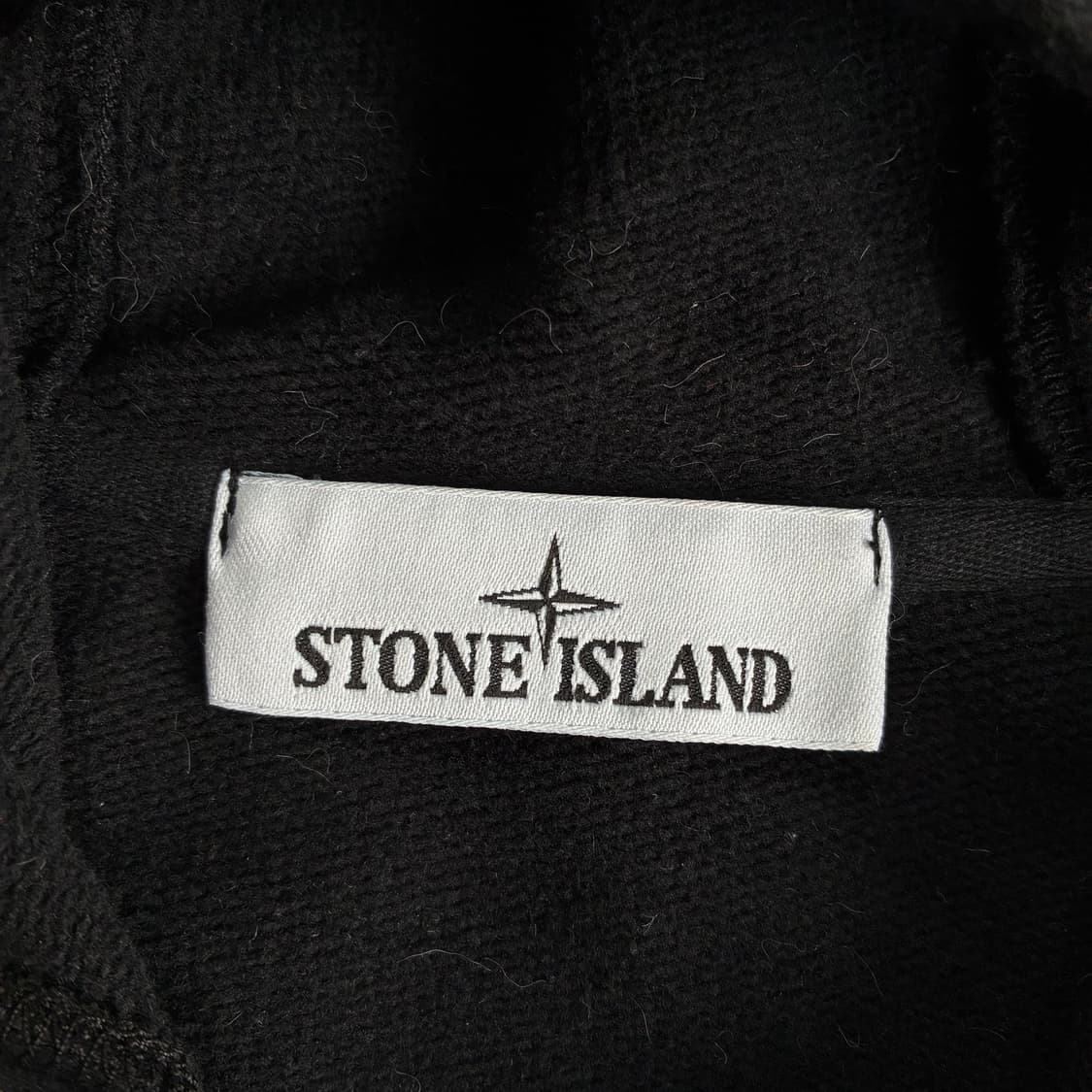 Stone Island  스톤 아일랜드 와펜 블랙 후드집업 상품이미지4
