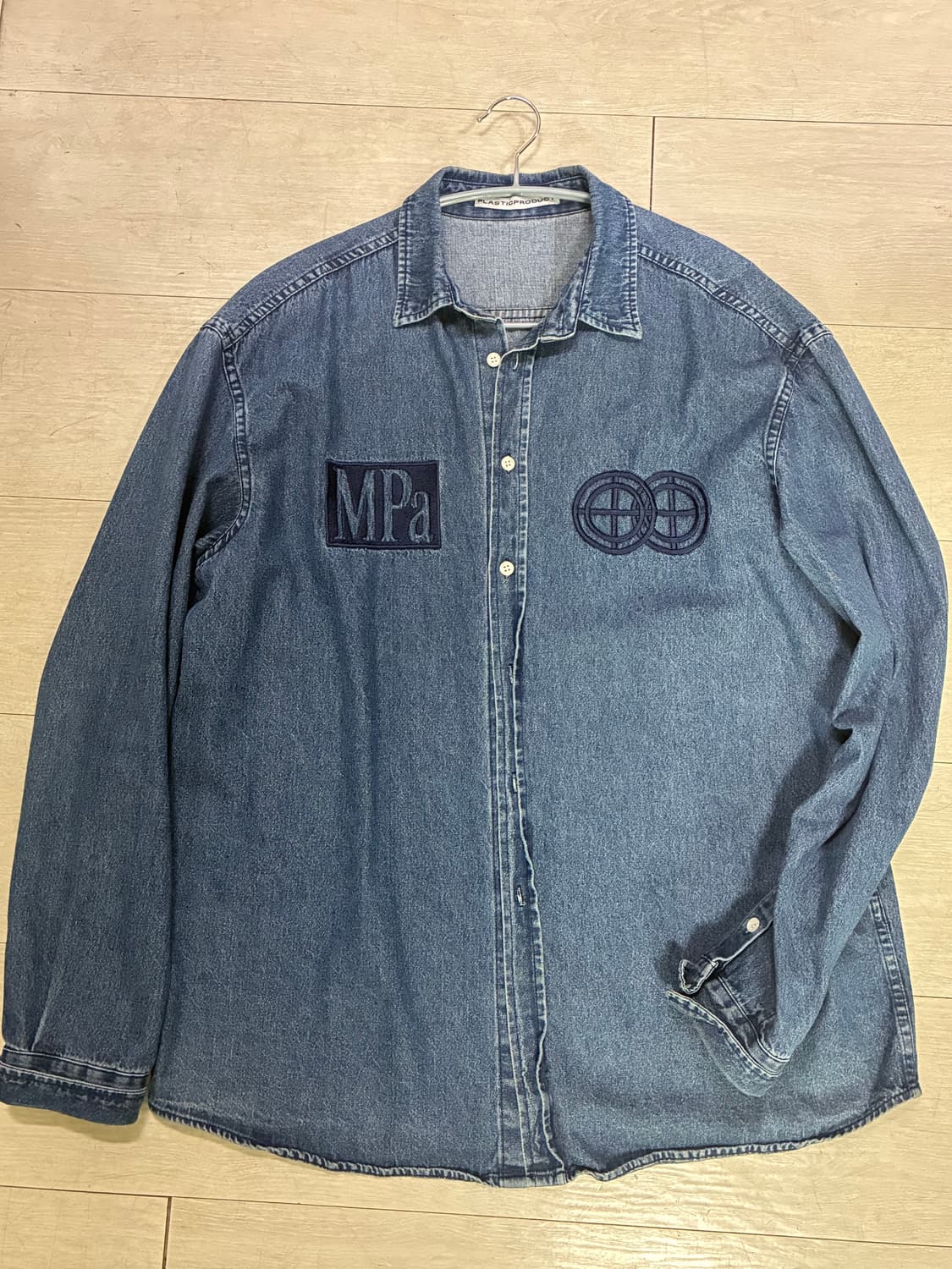 [L] 플라스틱 프로덕트 데님 셔츠 상품이미지1