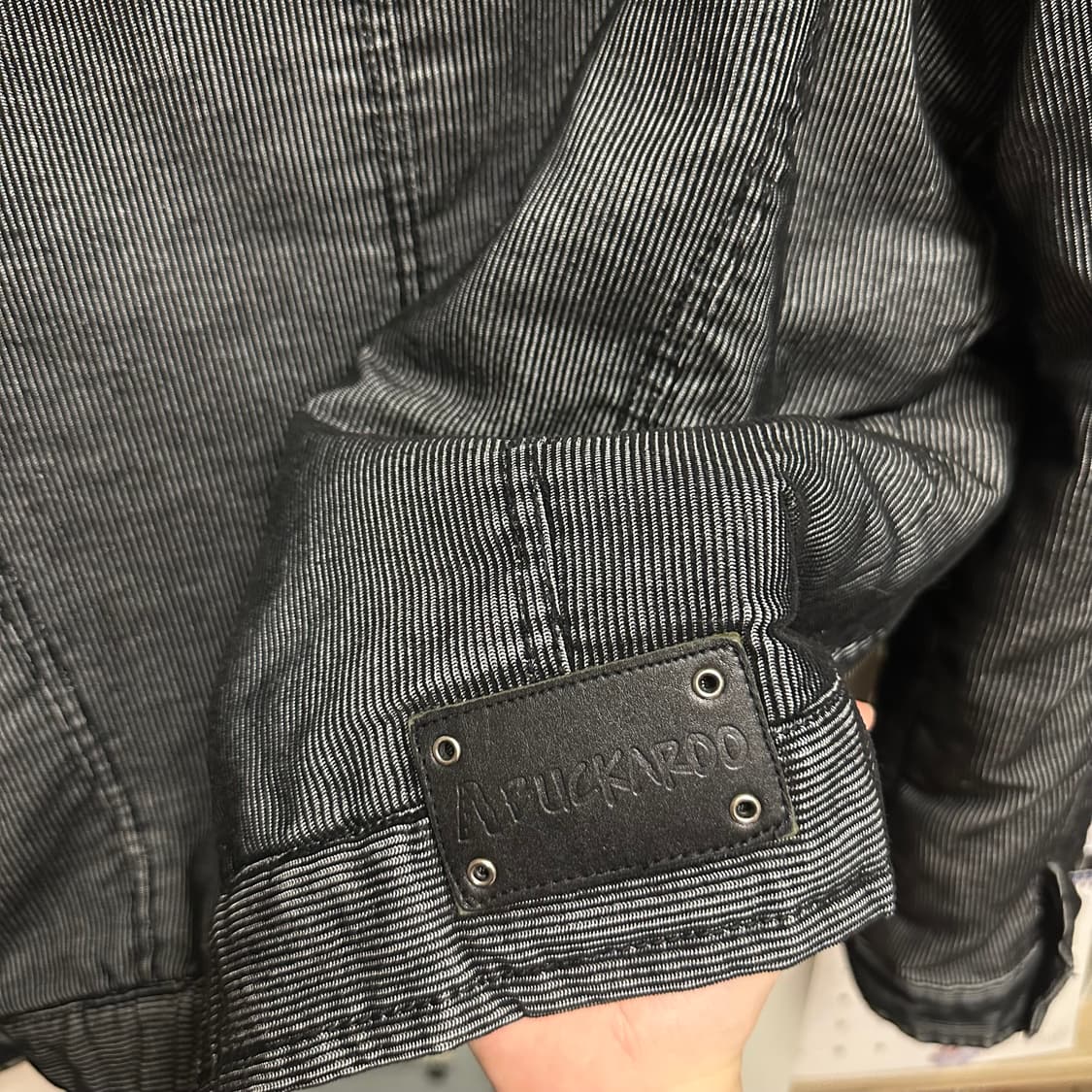 버커루 y2k 울프죠 무스탕 자켓 상품이미지4