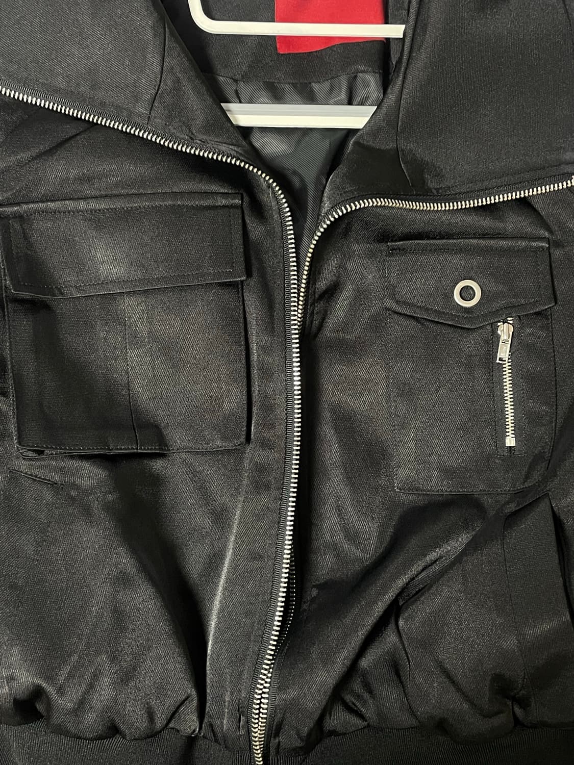 보헤미안서울 글로시 포켓 점퍼 블랙 상품이미지3